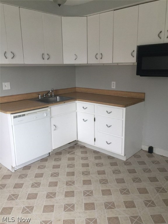 M J Mixs - Residential Lease