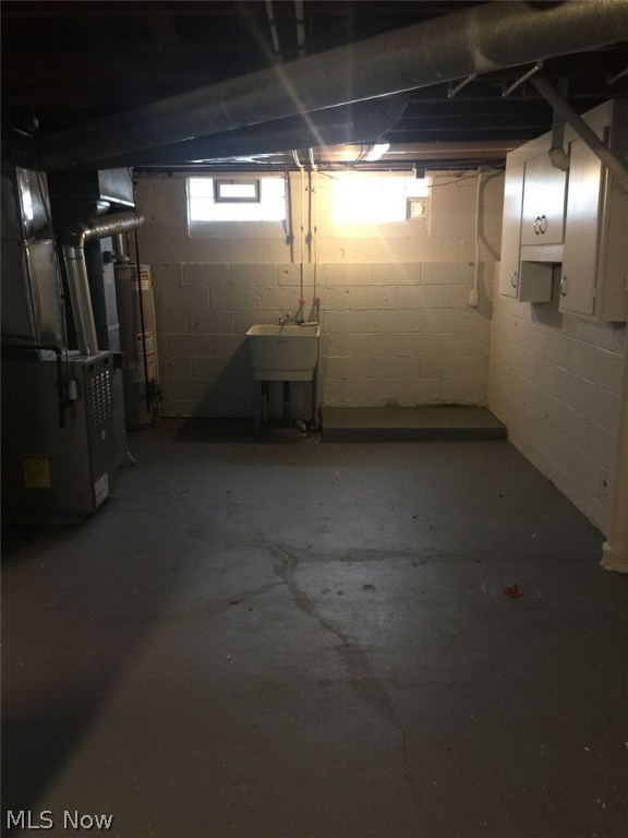 M J Mixs - Residential Lease