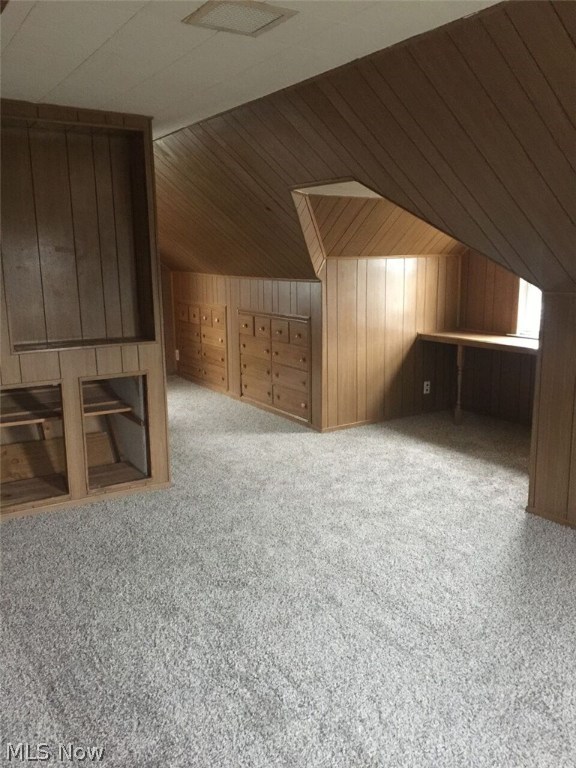 M J Mixs - Residential Lease