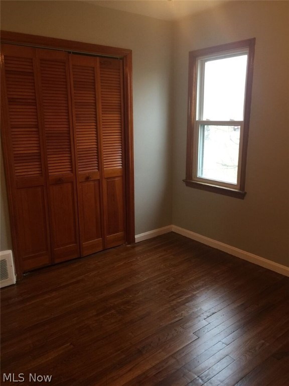 M J Mixs - Residential Lease