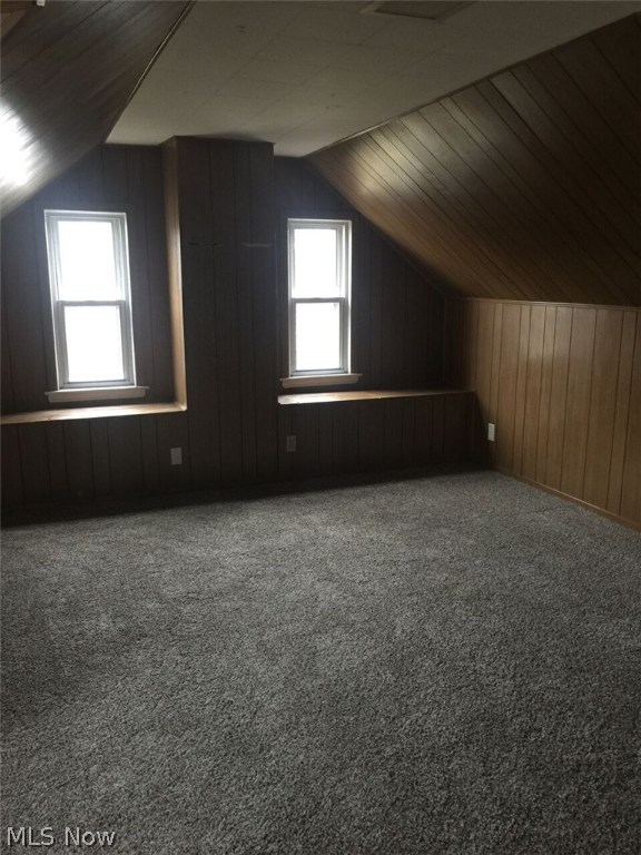 M J Mixs - Residential Lease