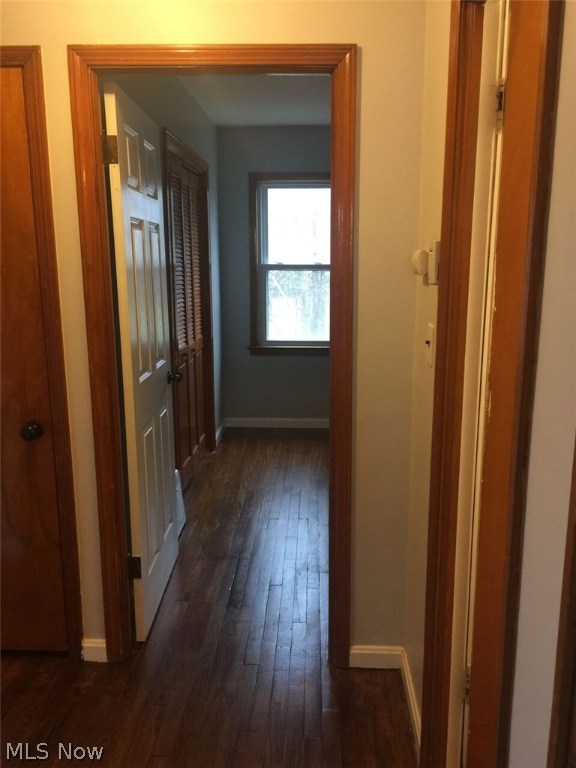 M J Mixs - Residential Lease