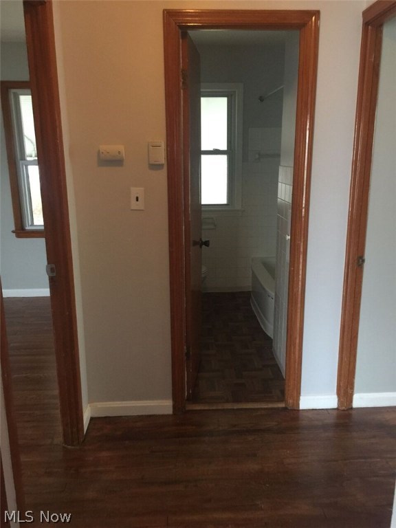 M J Mixs - Residential Lease