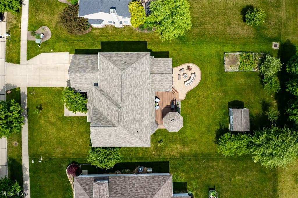 Photo of 27336 Maurer Drive, Olmsted Township, OH 44138 (MLS # 5218024)