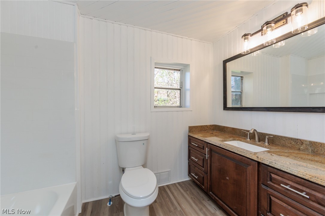 Wm J Whites - Residential