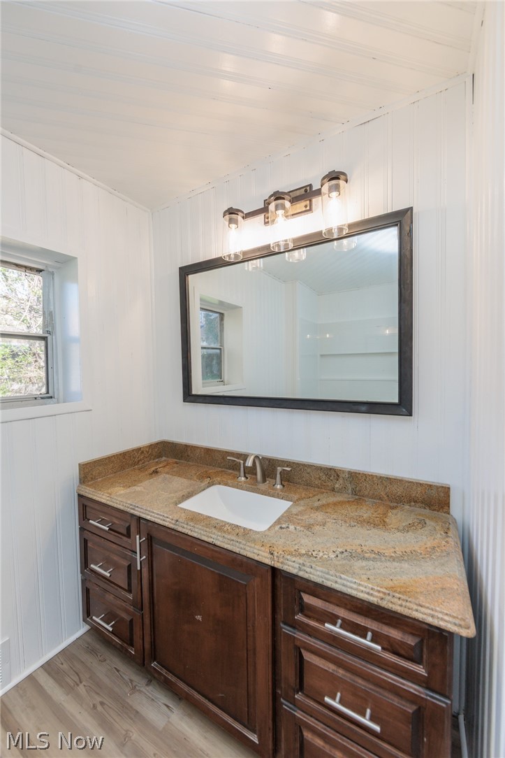 Wm J Whites - Residential