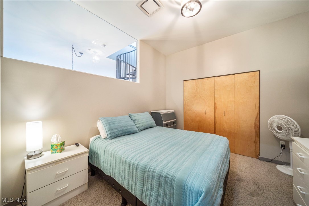 Carroll Ave Condo - Residential