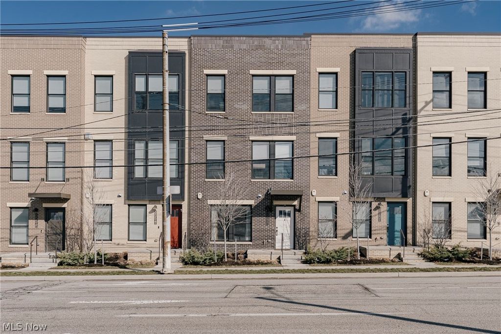 Photo of 11208 N Park Place, Cleveland, OH 44104 (MLS # 5188246)