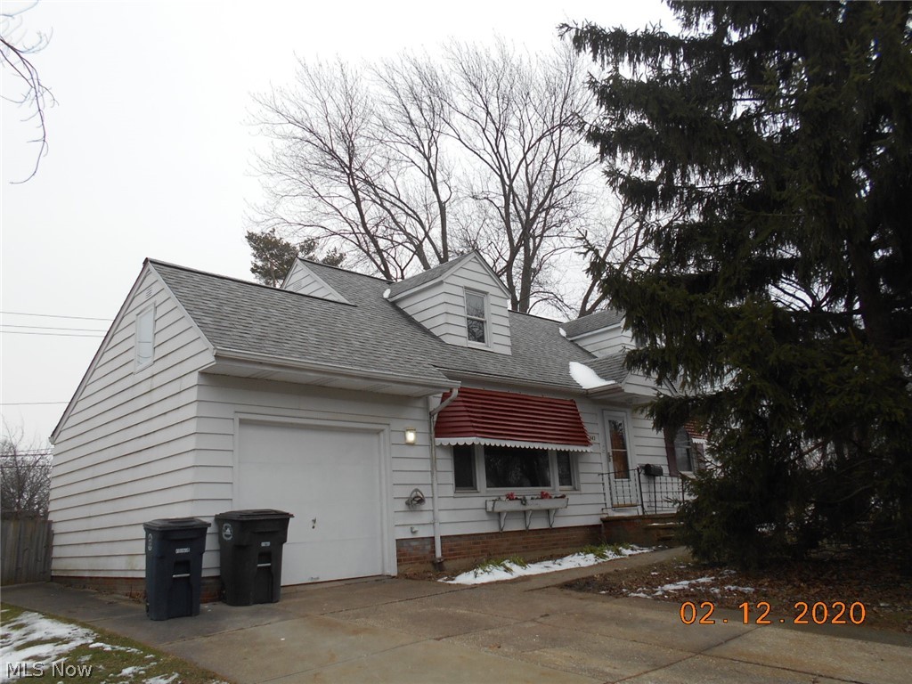 ** Bank Owned Foreclosure ** Opportunity is knocking to rehab this Lyndhurst home and bring it back to life again. This home offers a nice large living room and separate dining room. There is also a nice large basement with potential to finish it. The backyard is fenced in and offers much potential. Seller makes no representations or warranties about the condition of this home and it is be sold in as is condition. ** Multiple Offers Highest and Best due by 2/28/20 by 10am **