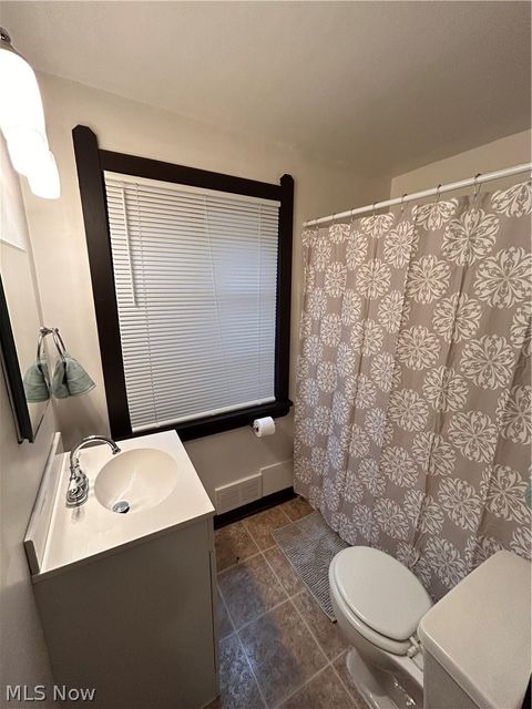 Tiny photo for 1707 W 31st Place, Cleveland, OH 44113 (MLS # 5190993)