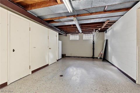 Tiny photo for 6314 Dunham Road, Maple Heights, OH 44137 (MLS # 5254660)