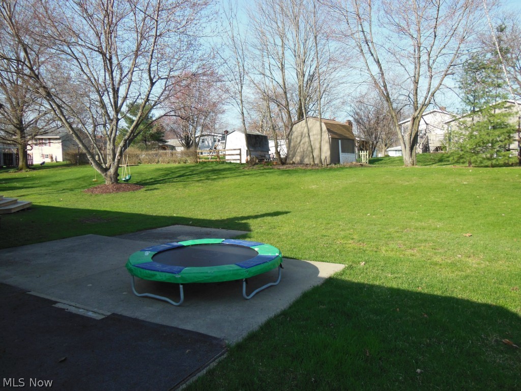 Forest Mdws 02 - Residential