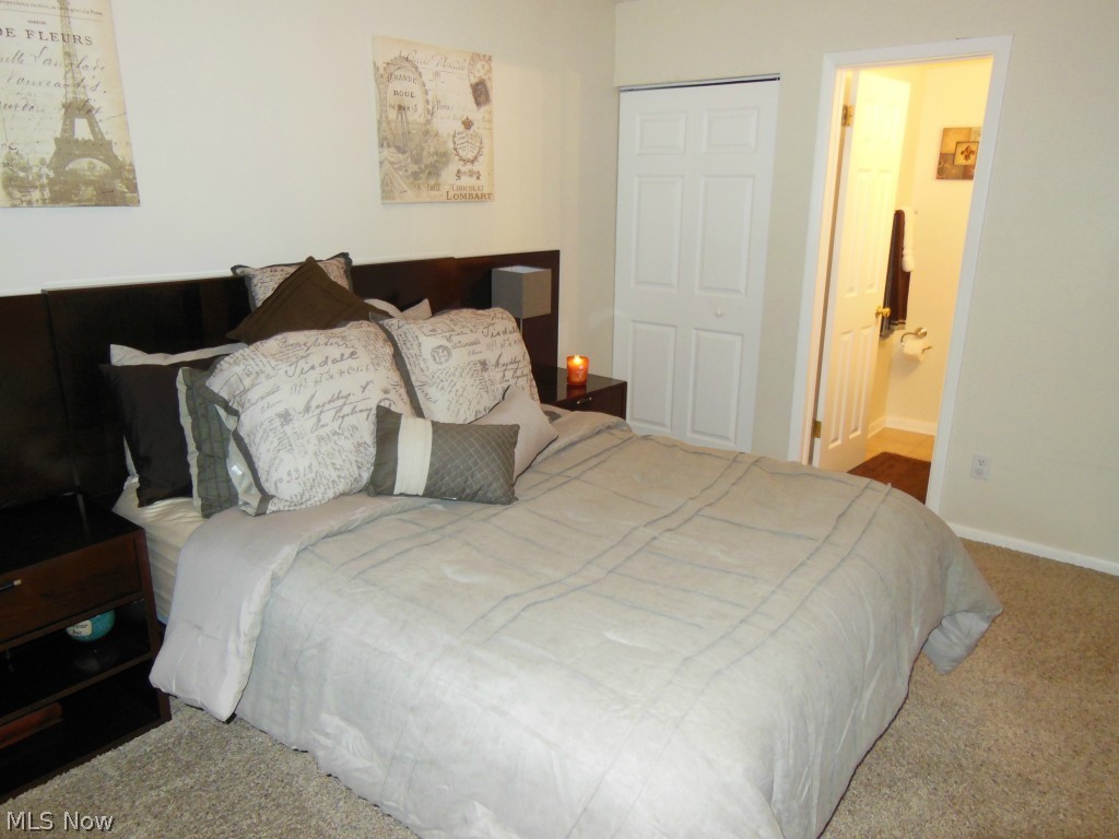 Forest Mdws 02 - Residential