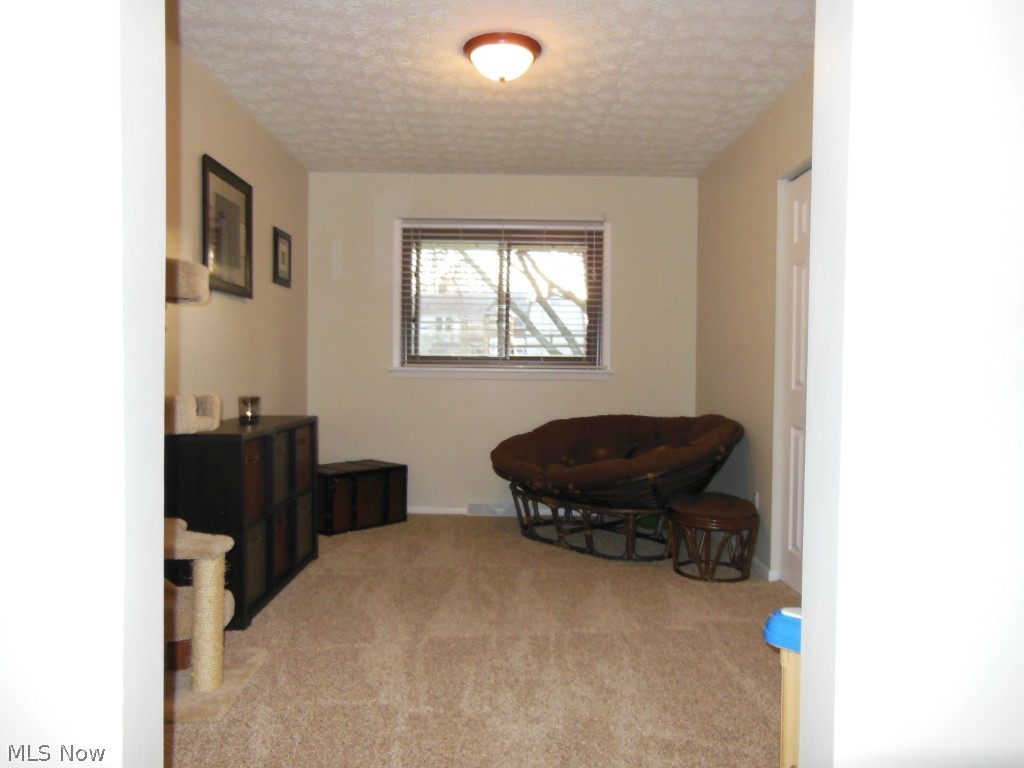 Forest Mdws 02 - Residential