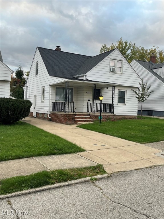 5218 Joseph Street, Maple Heights, Ohio image 2