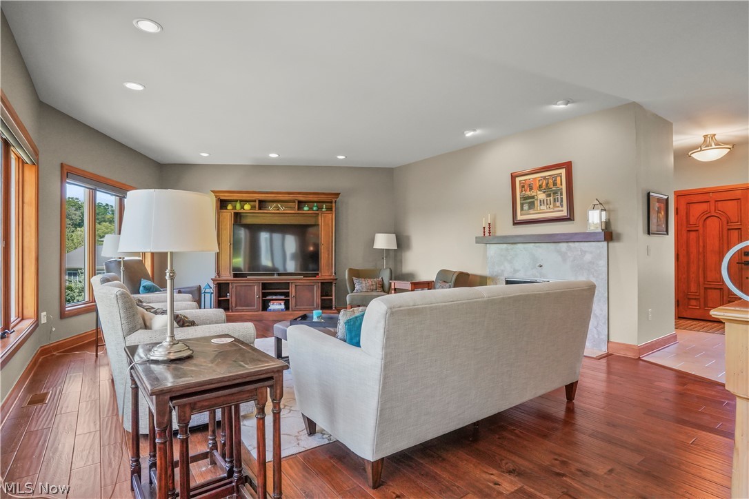 Silver Lake Estates - Residential