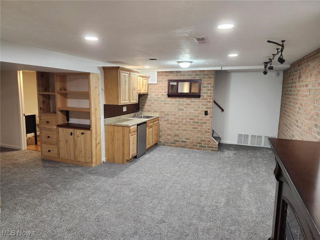 Highland Park Heights Dev 04 - Residential