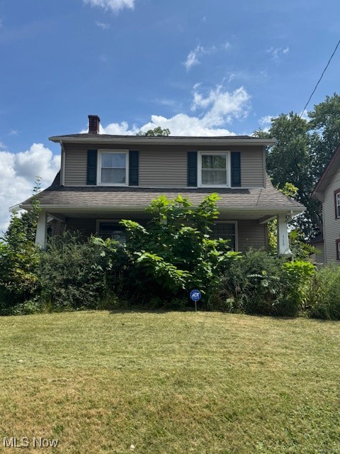 3-bedroom, 2-bath home in the Belle Vista neighborhood. Full of charm and offering plenty of living space, this home welcomes you with a large, inviting living room. Most windows are tilt-ins for easy cleaning, and you’ll love the abundance of closets and storage throughout. The possibilities are endless—this is truly a must-see!