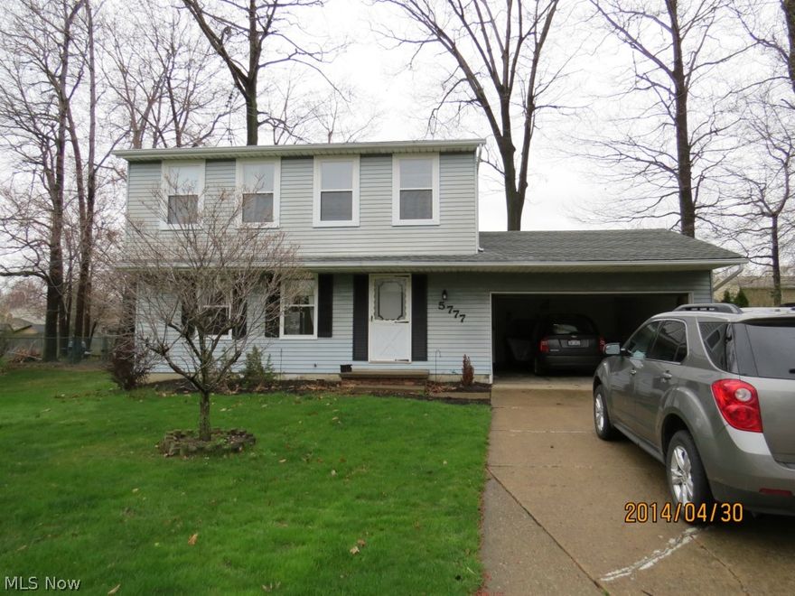 Spacious Colonial On Cul-de-sac.Move in Ready 3 Bedrooms With Finished Basement. Large Family Room With Patio Doors.Open Kitchen With Breakfast Bar.Newer Windows & Carpet Throughout.Situated on Private Street With Fenced Yard And Storage Shed..