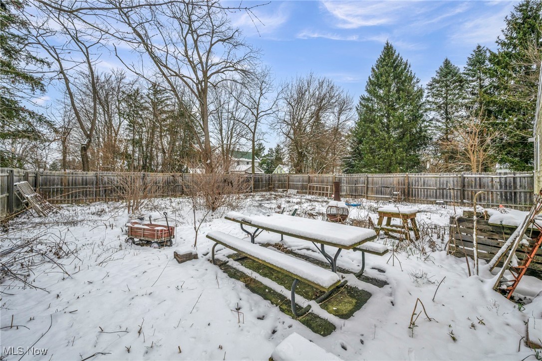 Village/New London - Residential