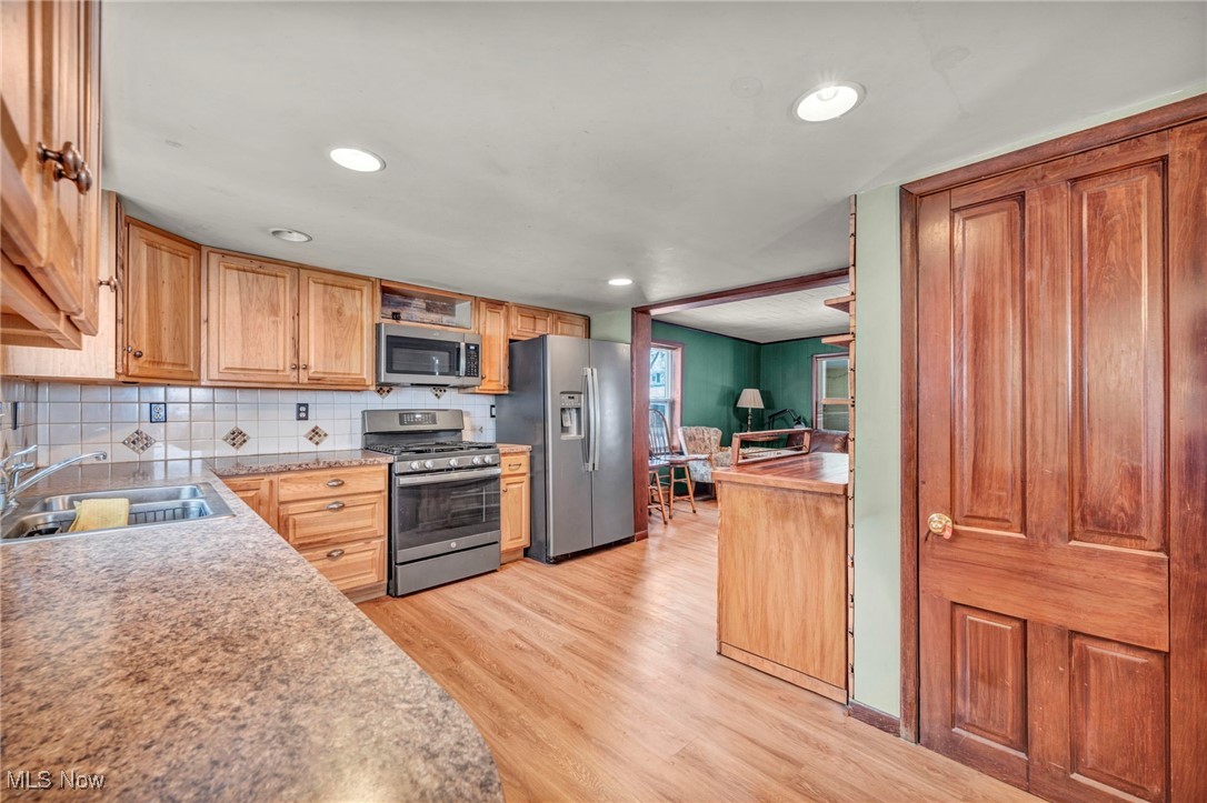 Village/New London - Residential