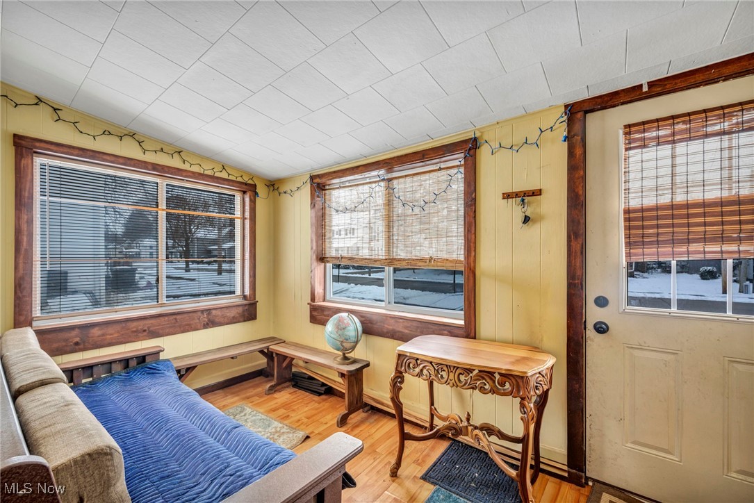 Village/New London - Residential