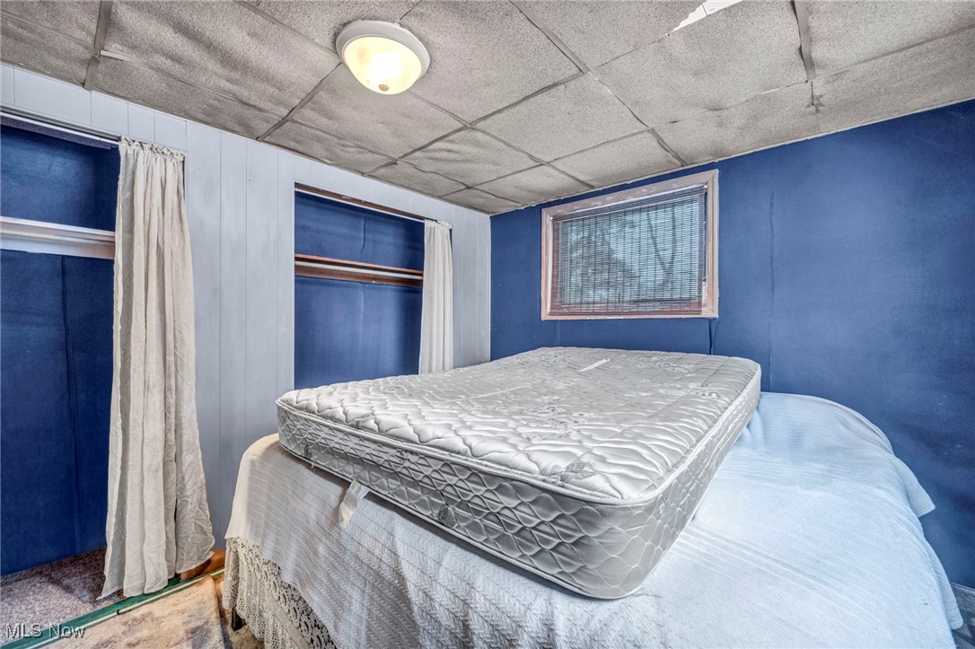 Village/New London - Residential