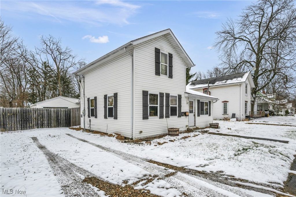 Photo of 163 Williams St., New London, OH 44851 (MLS # 5175635)