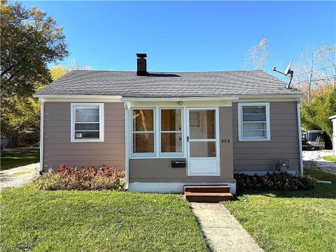 Photo for 358 Marion Avenue