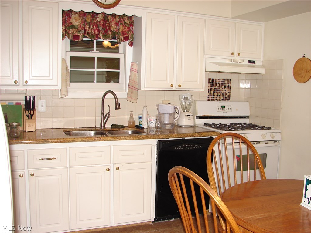 Rolling Acres - Residential Lease