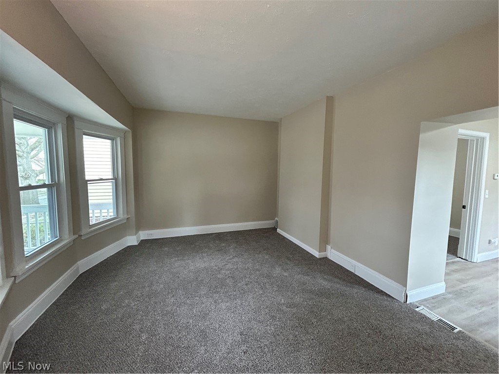 Walton Realty Companys Garfie - Residential