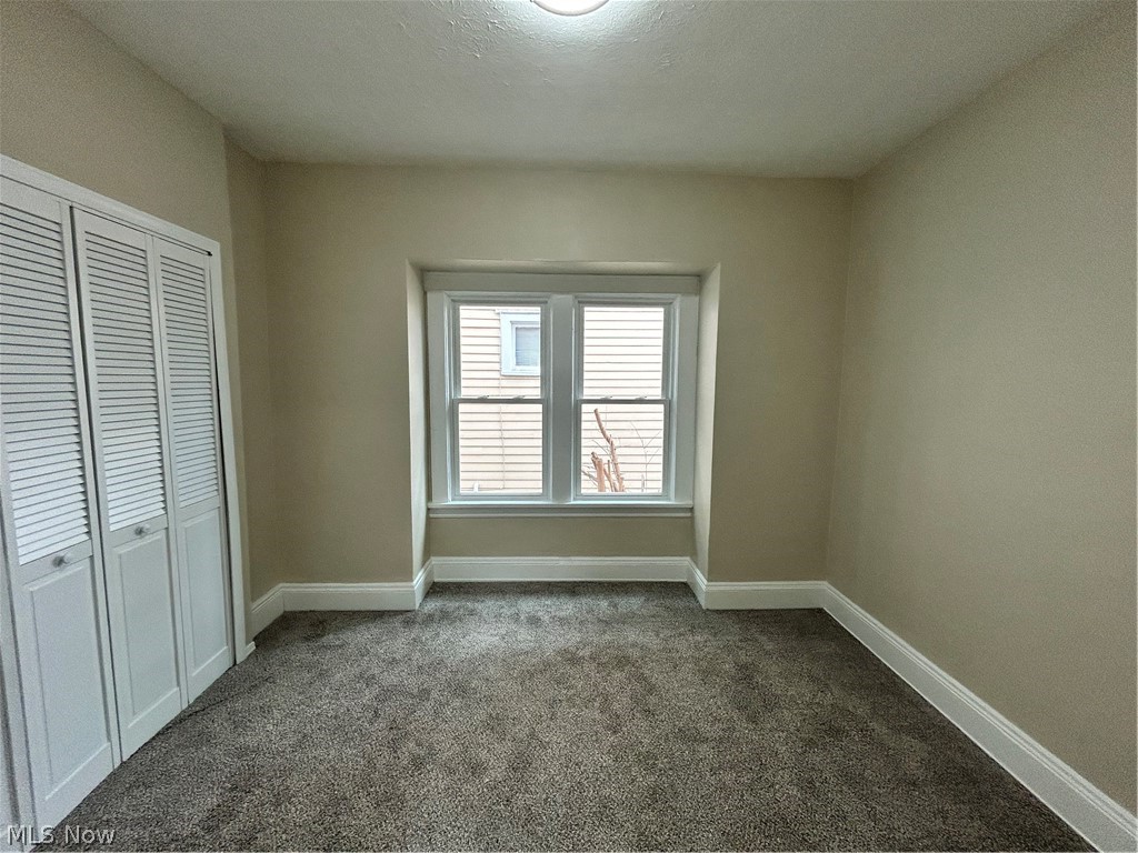 Walton Realty Companys Garfie - Residential