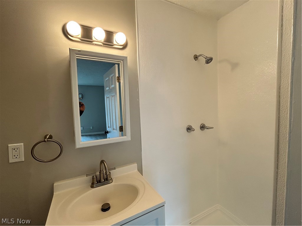 Walton Realty Companys Garfie - Residential