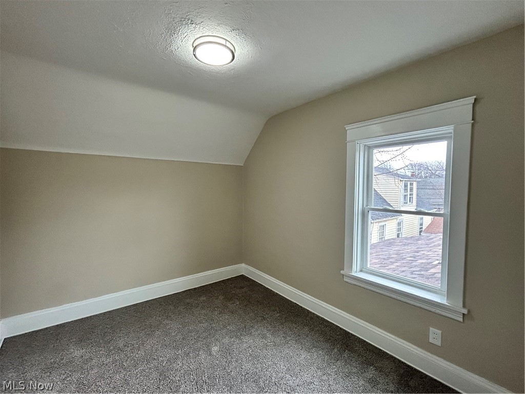 Walton Realty Companys Garfie - Residential