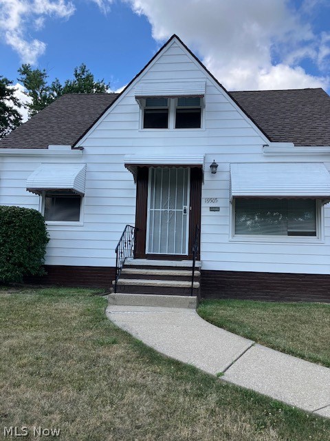 Photo 2 of 10 of 19505 Nitra Avenue house