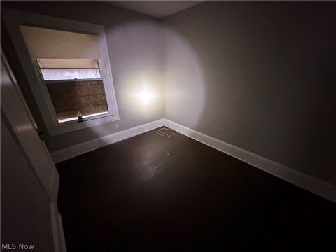 Tiny photo for 3185 W 58th Street, Cleveland, OH 44102 (MLS # 5191112)