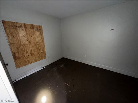 Tiny photo for 3185 W 58th Street, Cleveland, OH 44102 (MLS # 5191112)