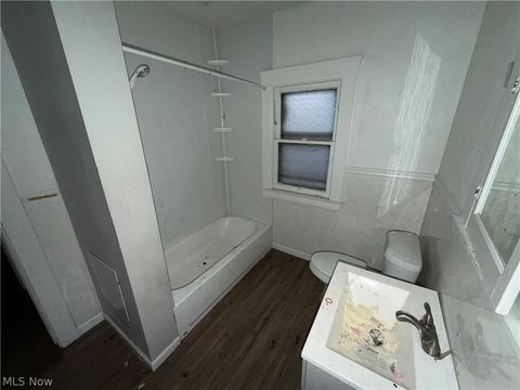 Tiny photo for 3185 W 58th Street, Cleveland, OH 44102 (MLS # 5191112)