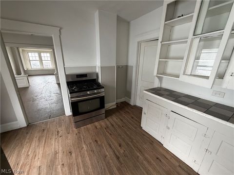 Tiny photo for 3185 W 58th Street, Cleveland, OH 44102 (MLS # 5191112)