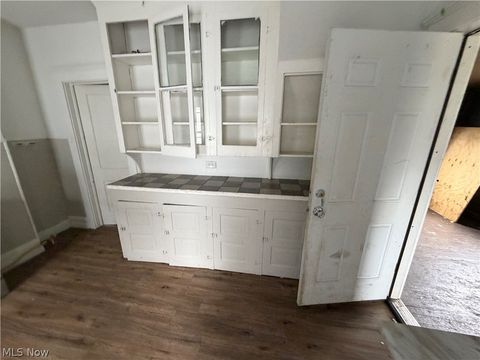 Tiny photo for 3185 W 58th Street, Cleveland, OH 44102 (MLS # 5191112)