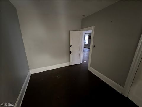 Tiny photo for 3185 W 58th Street, Cleveland, OH 44102 (MLS # 5191112)