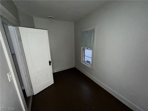 Tiny photo for 3185 W 58th Street, Cleveland, OH 44102 (MLS # 5191112)