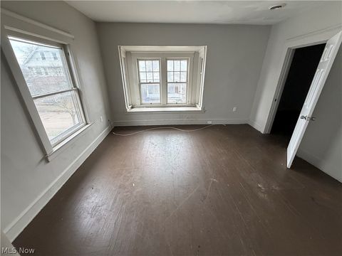 Tiny photo for 3185 W 58th Street, Cleveland, OH 44102 (MLS # 5191112)