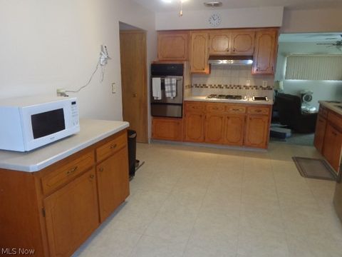 Tiny photo for 6195 Jamestown Drive, Parma, OH 44134 (MLS # 5203139)