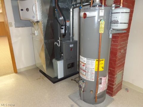 Tiny photo for 6195 Jamestown Drive, Parma, OH 44134 (MLS # 5203139)