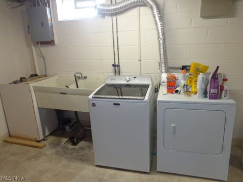 Tiny photo for 6195 Jamestown Drive, Parma, OH 44134 (MLS # 5203139)