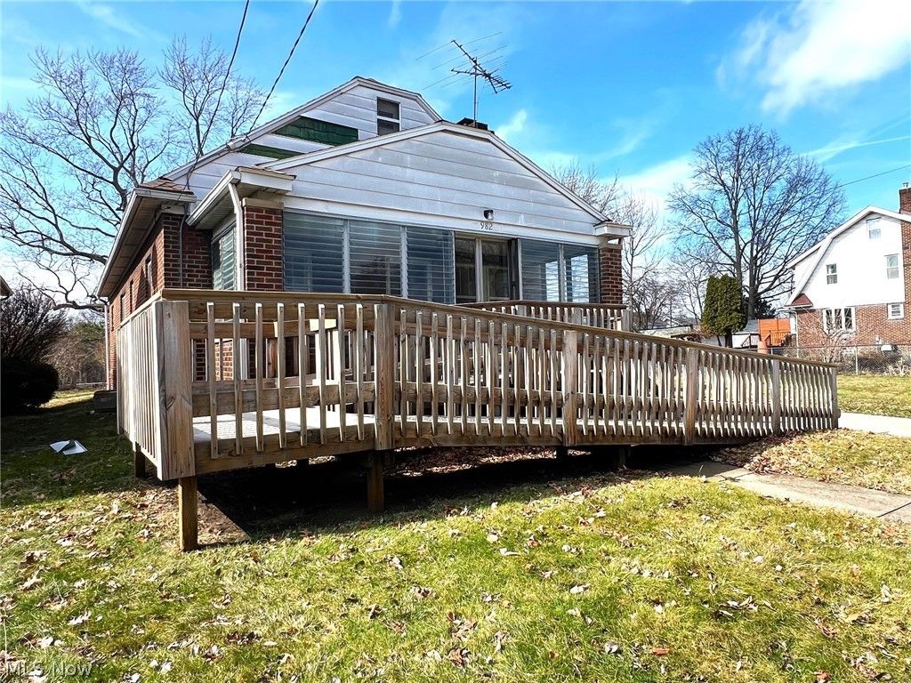 Photo of 982 Dan Street, Akron, OH 44310 (MLS # 5191874)