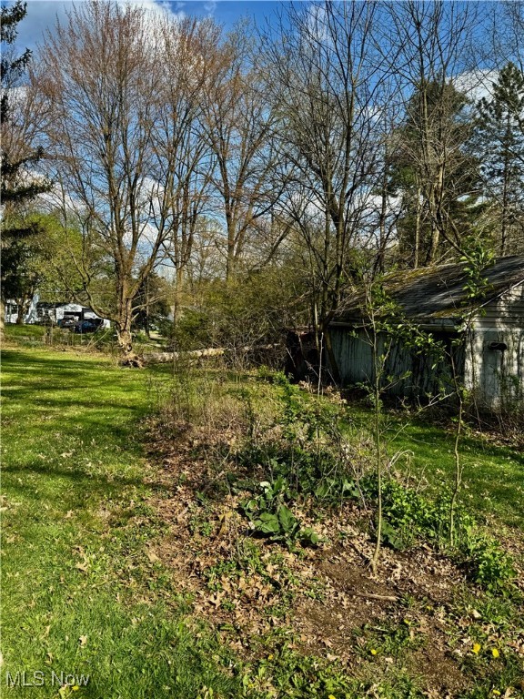 3899 Easton Road, Barberton, Ohio image 39