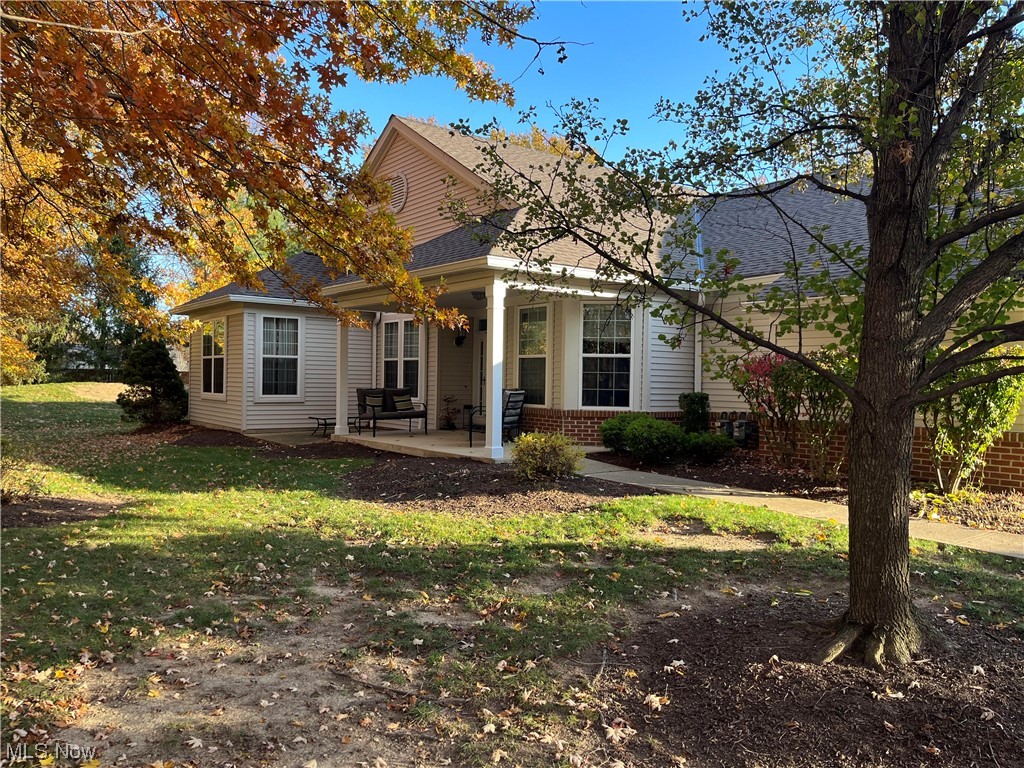 This is a very rare opportunity to own one of the most perfectly located end units in one of the most sought-after locations in Westlake, which is 55 and over.
As soon as you enter from the private front entrance that faces a serene wooded area, you see the difference in this unit. Three bedrooms, a kitchen overlooking a private dining room, A spacious one-floor home with a large attached master bath. The lofty ceilings give this home a sense of space and openness while the end unit gives this home a sense of privacy. Hardwood floors and attention to detail make this a remarkable place to live. Just a short walk takes you to the community center, which includes an exercise room, table game area, outdoor BBQ stations, and even a Bocce ball court. The location of Orchard Park is perfectly settled near Crocker Park, Golfing courses, I 90, and Medical facilities. Everything you need is just a short drive away.