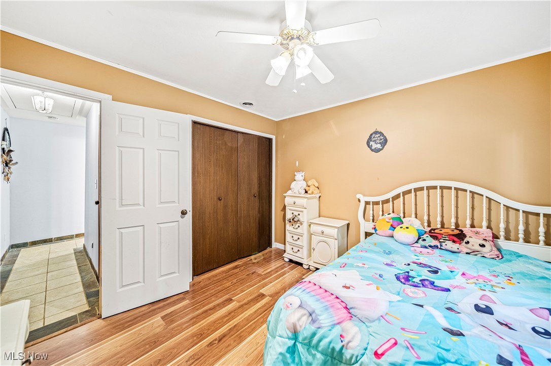 Connecticut Western Reserve Su - Residential